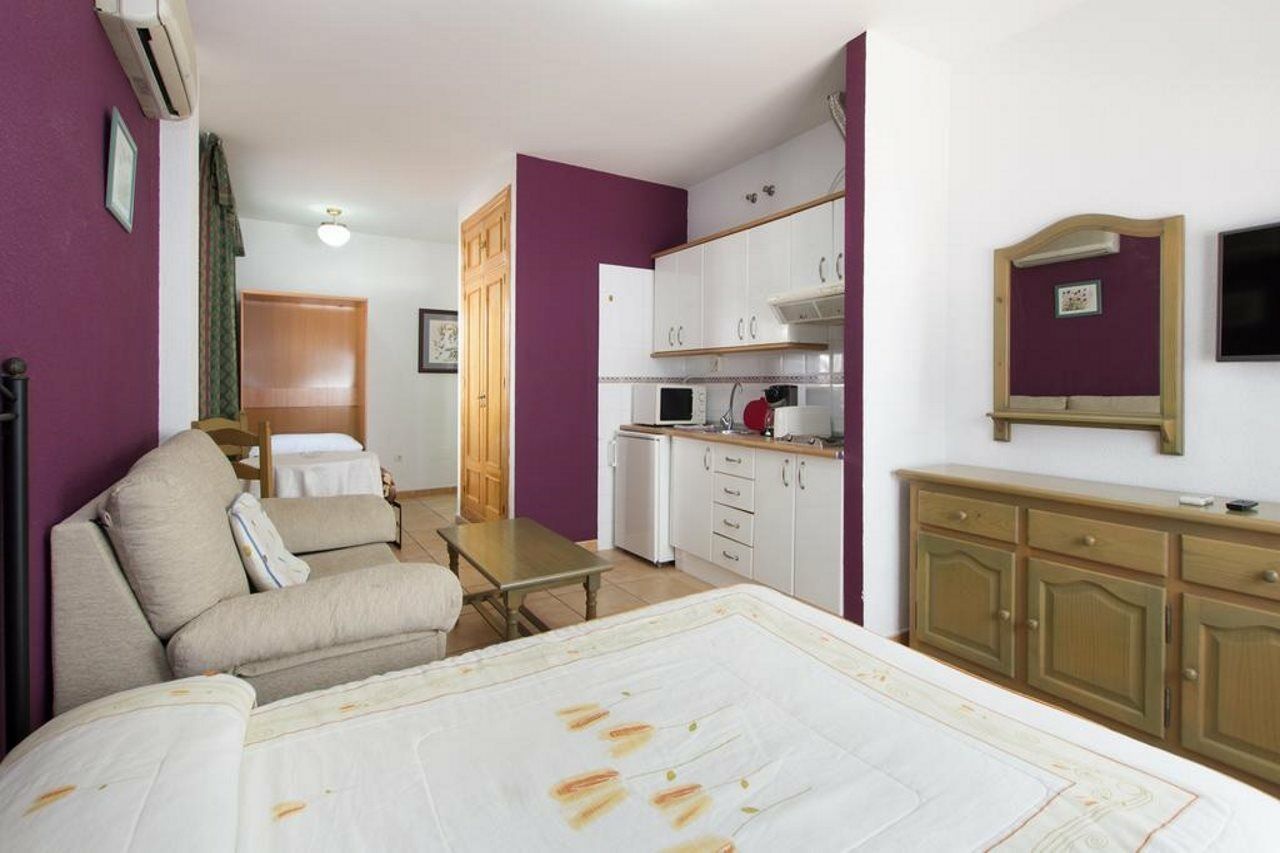 La Fonda Apartments ベナルマデナ エクステリア 写真
