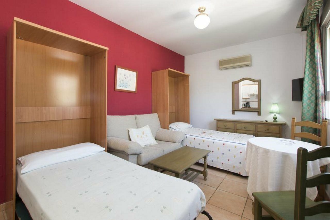 La Fonda Apartments ベナルマデナ エクステリア 写真